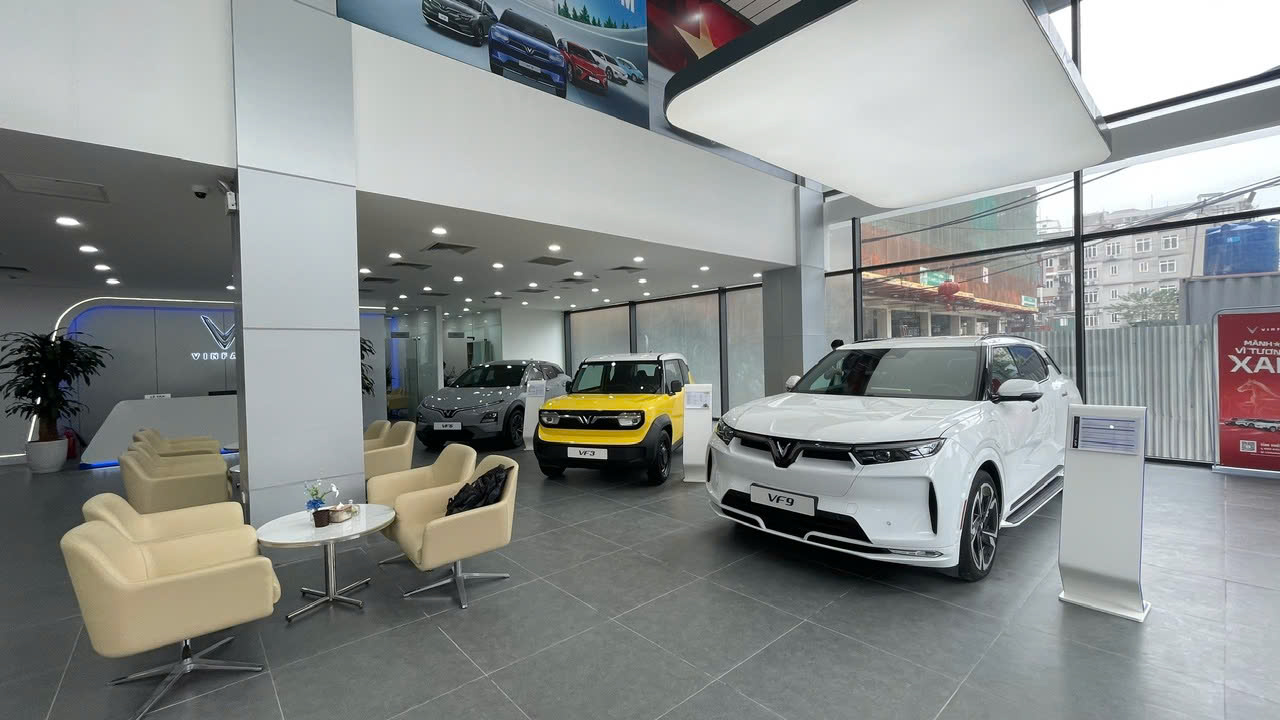 khu trưng bày vinfast võ chí công